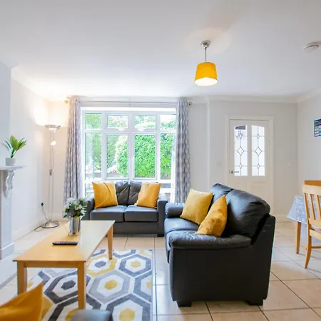 Apartment 132 - Spacious With Parking